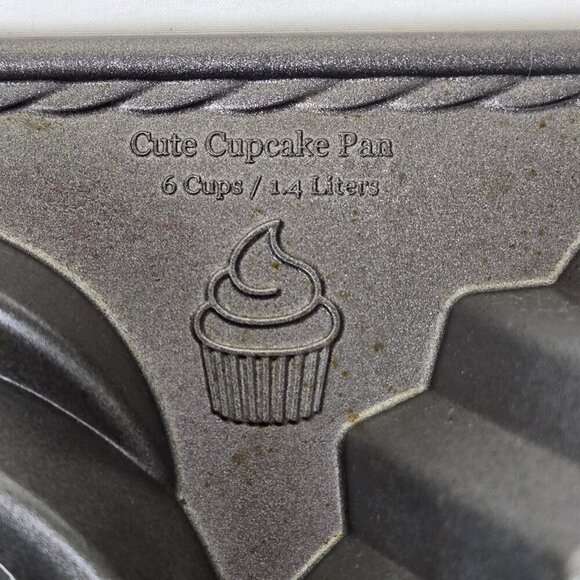 Nordic Ware Cast Aluminum Cute Cupcake Pan 6 Cups/1.4 Liters Baking Pan - Picture 5 of 6